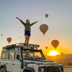 Sunrise adventure in Cappadocia with Jeep and hot air balloons